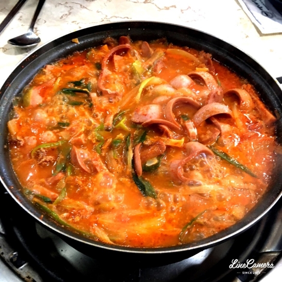 사진=박네집송탄부대찌개 무공닭갈비 제공