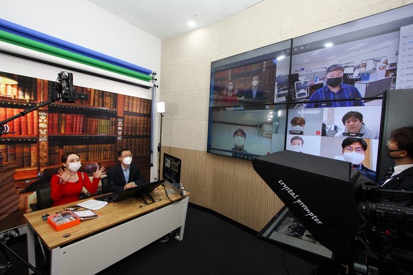 사진=한국전파진흥협회/‘온:택트(On:tact)’ 스튜디오 사진