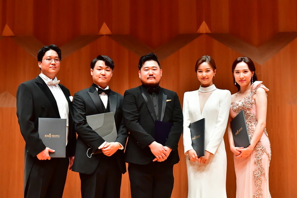 제20회 국립오페라단 성악콩쿠르 수상자 (사진=국립오페라단 제공)