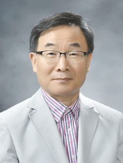 조영환 (시인/문학평론가)