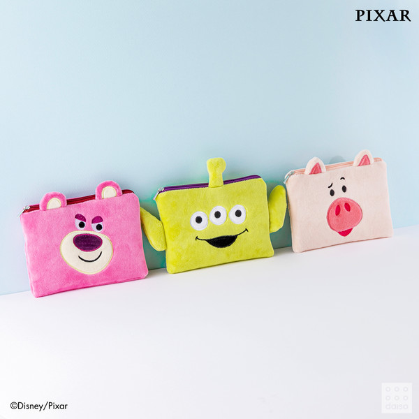 자수 파우치/사진=다이소 제공