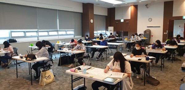 제21회 전국학생만화공모전 실기대회 현장 이미지/사진=한국만화영상진흥원 제공