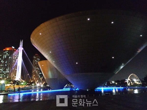 트라이보올 전경