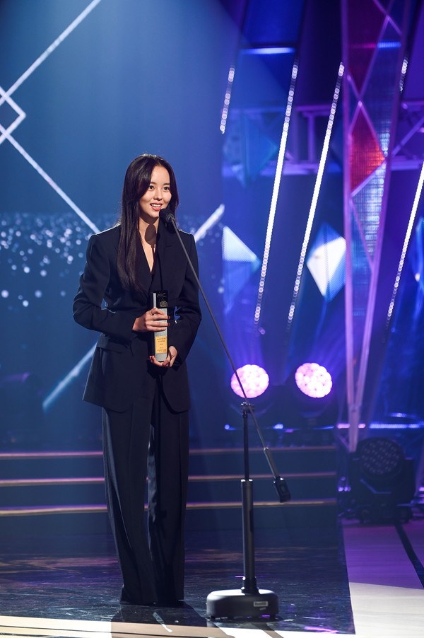 최우수상, 연기상 수상한 배우 김소현/사진=한국방송협회 제공