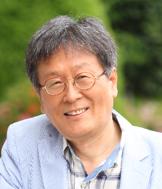 대전문학관 이은봉 관장 (사진=대전문화재단 제공)