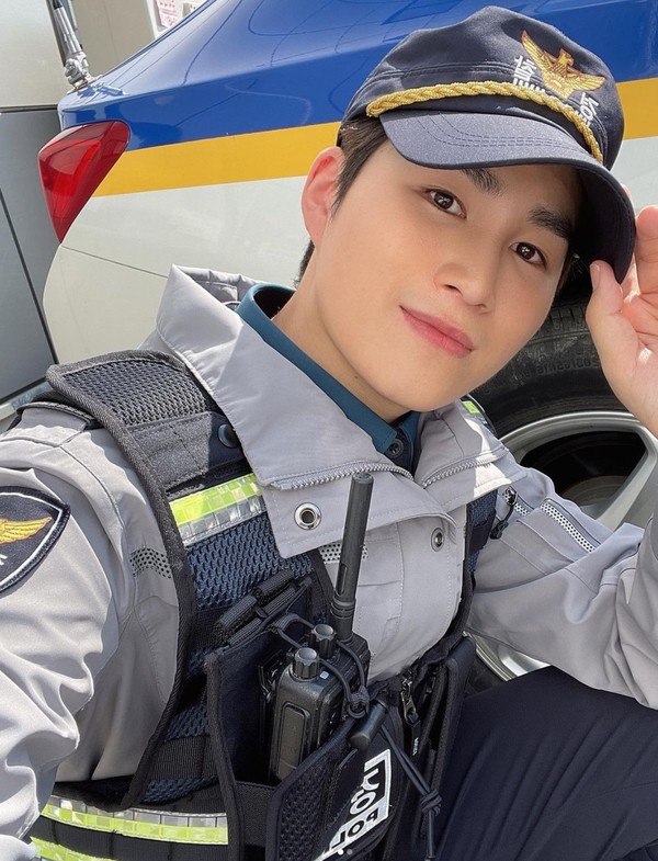 가수겸 배우로 활동중인 김희재/사진= (재)한국소아암재단 제공