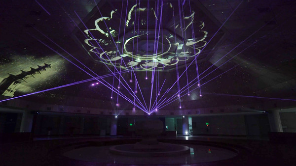 ‘백제 문양전’, 레이저 미디어쇼 (사진=국립부여박물관 제공)