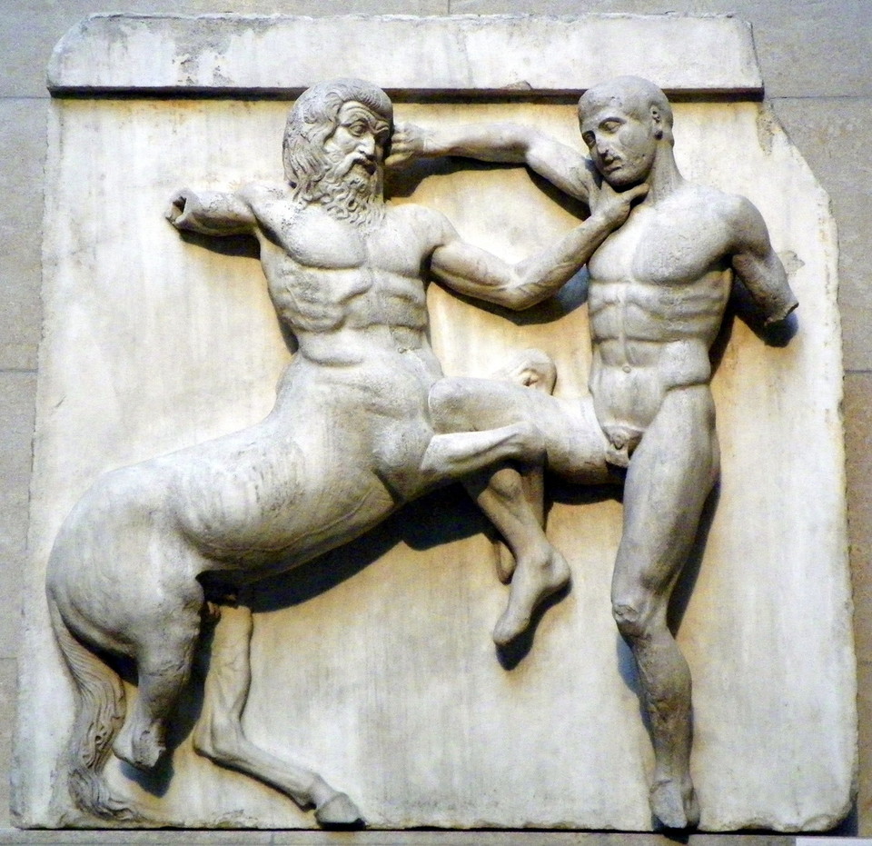 영국박물관에 소장된 그리스 조각가 페이디아스의 '켄타우로스와 싸우는 라피타이인들' 조각들 중 일부 [사진=Peter O'Connor]