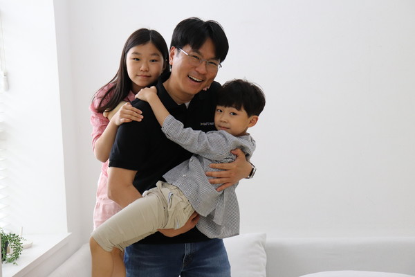  세이프웨이 김동호 대표와 가족