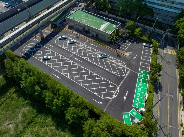 사진=신천유수지 시옷형 주차장/연합뉴스 제공