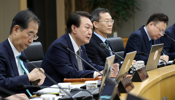 사진=국무회의 주재하는 윤석열 대통령/대통령실통신사진기자단