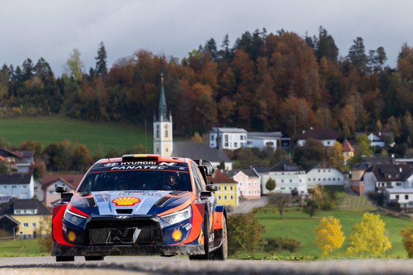 현대차, WRC 중부 유럽 랠리 우승..'베테랑' 누빌의 활약 돋보여 / 사진 = 현대자동차 월드랠리팀 제공