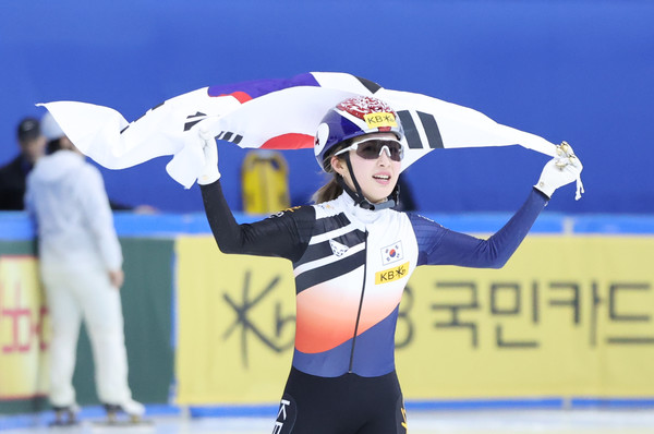 김길리, 1500m 1∙2차 경기 모두 금메달 획득… "한국에서의 금메달, 더욱 의미 있어" / 사진 = 연합뉴스