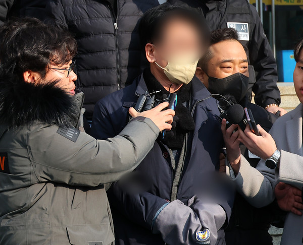 사진=연합뉴스 제공 / 이재명 습격 피의자, '주관적 신념 의한 단독 범행'.. 당적 기록은 여전히 '비공개'