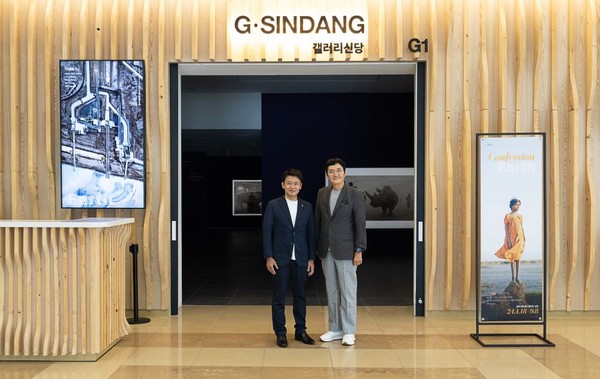 조세현 중구문화재단 사장(우측)과 미야시타 소이치로 아오모리현 지사(좌측) / 사진 = 중구문화재단 제공