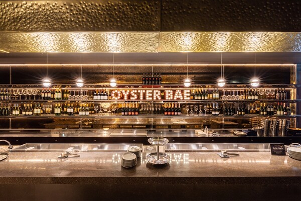 더 플라자 오이스터 배(Oyster Bae) / 사진제공=한화호텔앤드리조트