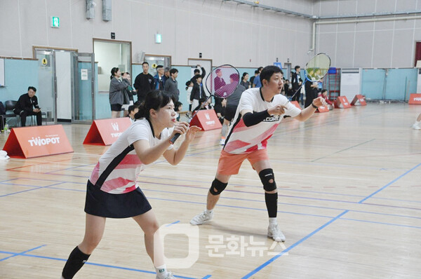 사진 2025년 TOWPOT 및 동구협회장기 배드민턴대회