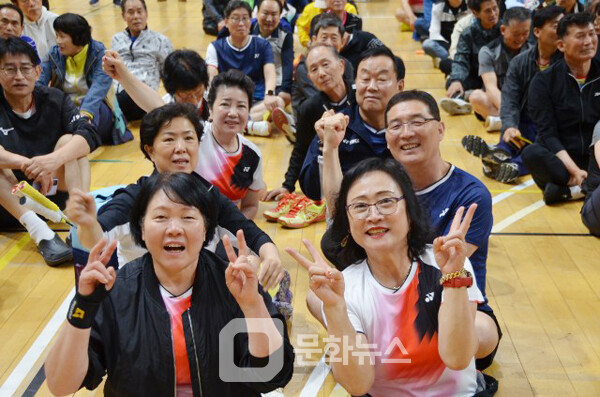 사진 2025 경주시 전국시니어배드민턴대회