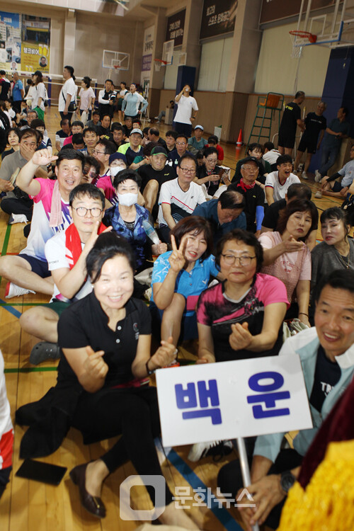 사진 제22회 강북구협회장기 여성부배드민턴대회