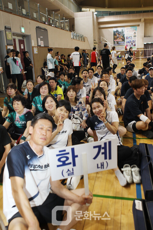 사진 제22회 강북구협회장기 여성부배드민턴대회