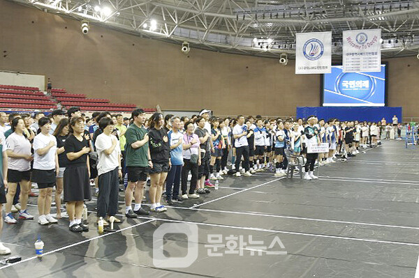 사진 제6회 PJB 스포츠배 겸 2025 대구광역시협회장기 생활체육 배드민턴대회