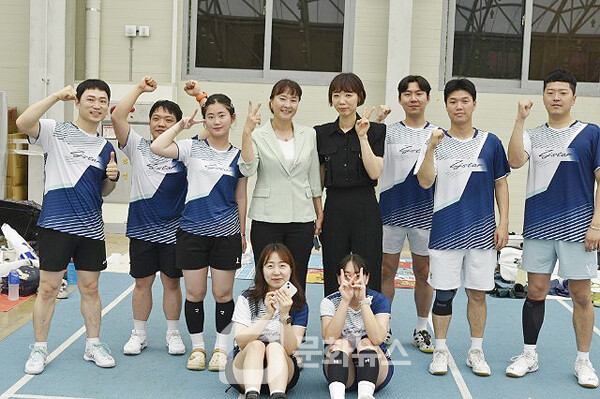 사진 제6회 PJB 스포츠배 겸 2025 대구광역시협회장기 생활체육 배드민턴대회