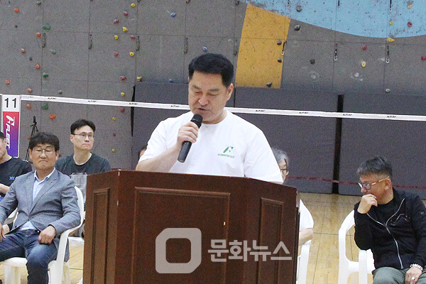 사진 제6회 가평자라섬배 전국배드민턴대회