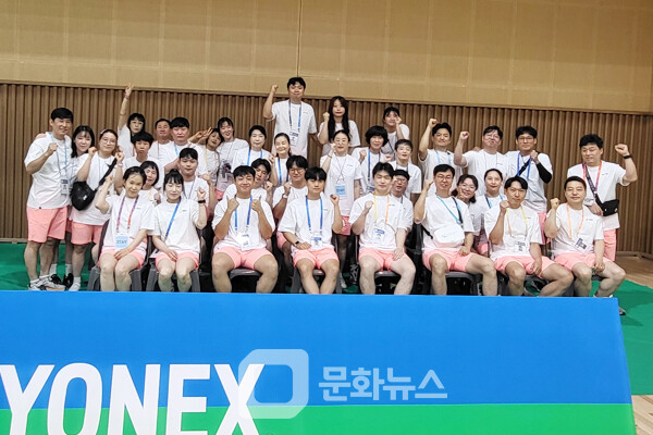 사진 경동도시가스배 2025 울산MBC초청 전국오픈배드민턴대회 참가 동호인들