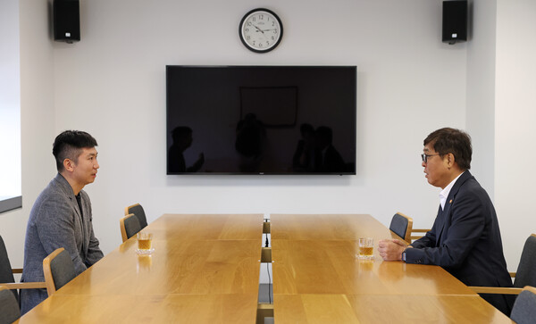 “모두가 즐기는 스포츠 강국으로”…최휘영 장관, 유승민 회장 체육계 혁신 예고/사진=문화체육관광부