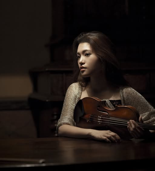 2023년부터 독일 쾰른 음대에서 교수로서 후학양성에도 힘쓰고 있는 그녀의 건재를 확인할 수 있는 무대를 펼친 바이올리니스트 최예은. (사진: 바이올리니스트 최예은 페이스북)