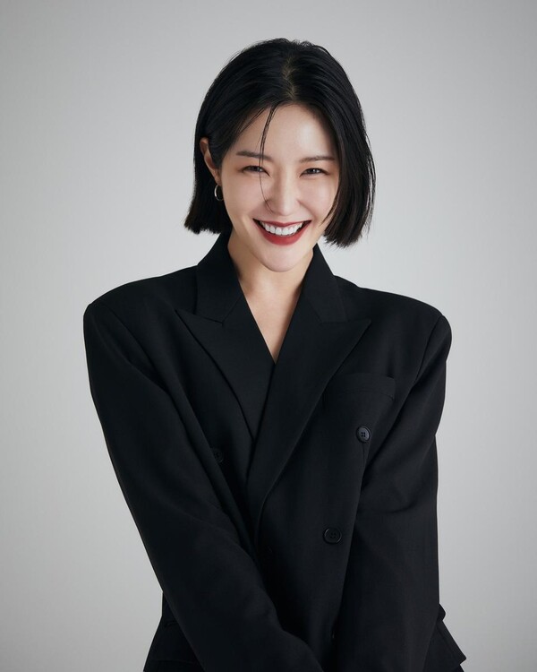 ‘만능 엔터테이너 김새롬 새로운 출발’…큐브엔터, “전폭 지원 약속해” / 사진=큐브엔터테인먼트