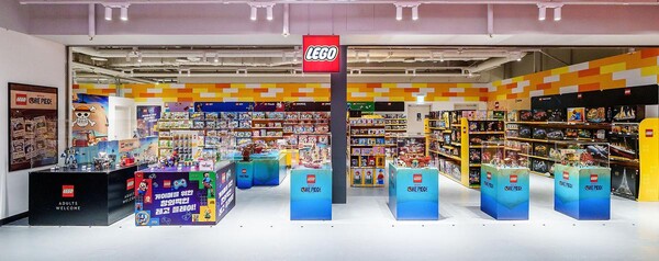 ‘팬심을 잡았다’…레고코리아, 아이파크몰에 협업 세트 총출동 / 사진=레고코리아