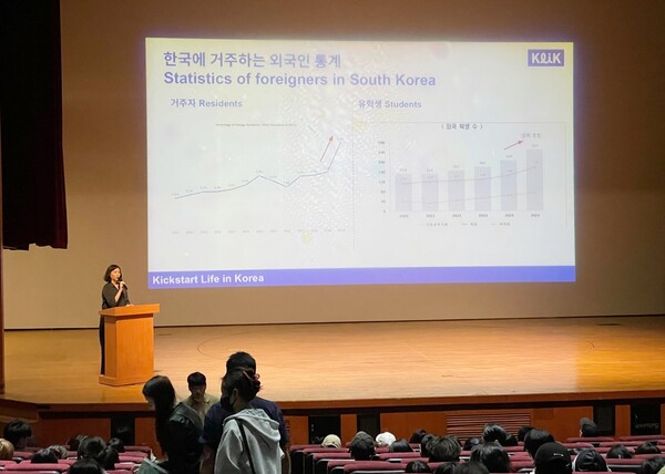 잡코리아 클릭, 취업 설명회에 외국인 유학생 400명 몰려...‘관심집중’ / 사진=잡코리아