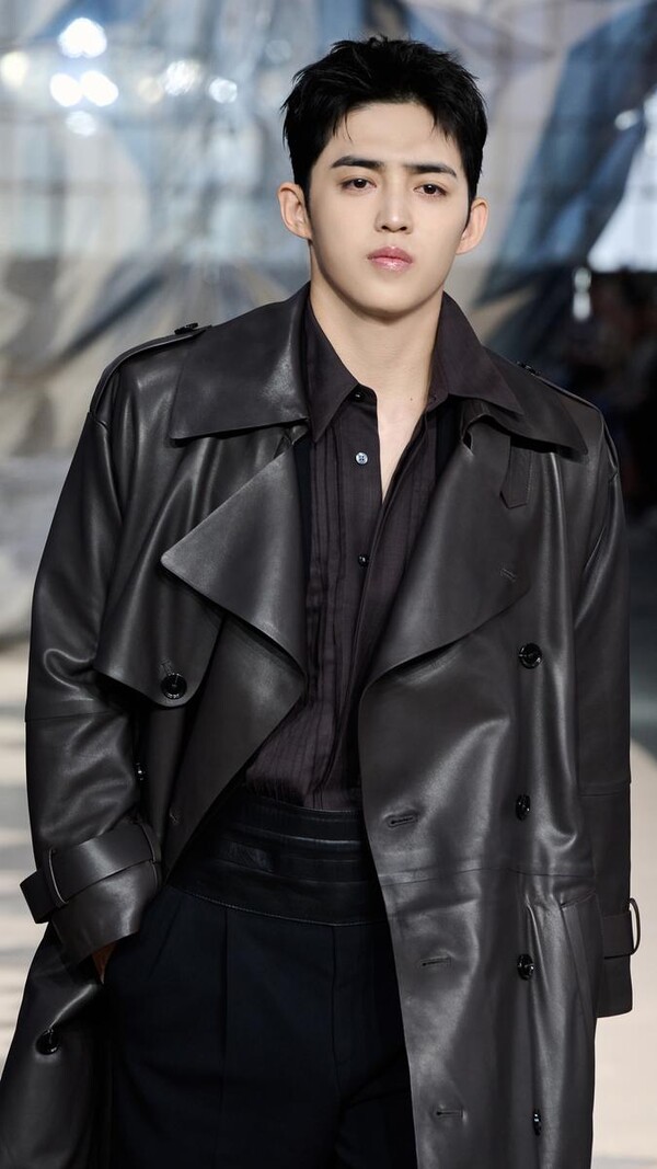 ‘K-팝 아티스트 최초’…세븐틴 에스쿱스, 보스 밀라노 패션쇼 피날레 선다 / 사진=BOSS