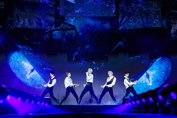 ‘K-팝 공연에 새 바람’…투모로우바이투게더, 美 투어 성료에 외신 찬사 / 사진=빅히트 뮤직