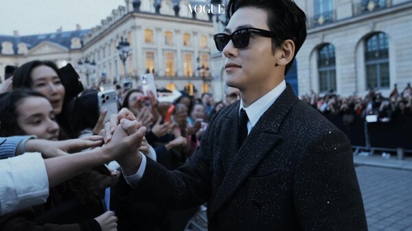 ‘파리 중심을 압도했다’…지창욱, 패션위크 현장서 드러난 글로벌 존재감 / 사진=VOGUEKOREA