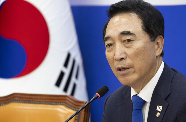 더불어민주당 박수현 수석대변인이 8일 국회에서 가진 기자간담회에서 추석 연휴 이후 국회 운영 전망을 말하고 있다. 2025.10.8