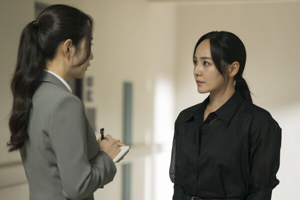 ‘퍼스트레이디’ 유진·이민영, 15년 전 은밀한 밀담…“의미심장 독대에 긴장 최고조” / 사진=MBN ‘퍼스트레이디’