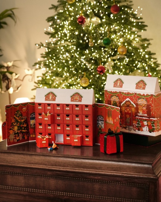 다이소몰 크리스마스 마켓 열렸다…놓치면 후회할 '연말 한정템' 총출동 / 사진=㈜아성다이소