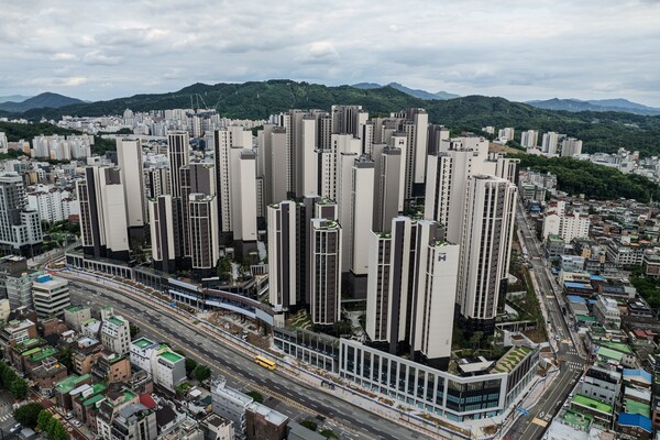 ** 로또 당첨돼도 20억이 필요? '로또 청약'의 씁쓸한 현실!

**