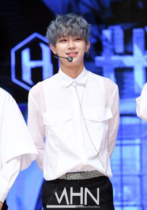 [문화포토] 헤일로 오운 '수줍은 미소~'