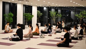 인스파이어, 연말 맞아 '기부 요가'로 웰니스 가치 확장 - 뉴스 썸네일 이미지