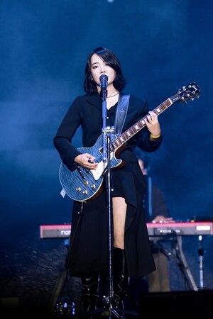 <b>윤하</b>, <b>C9엔터</b>와 14년 동행 끝…<b>정산금</b> 미지급에 계약 해지 통보